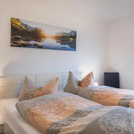 Nr 5 Sonnenschein Höchenschwand